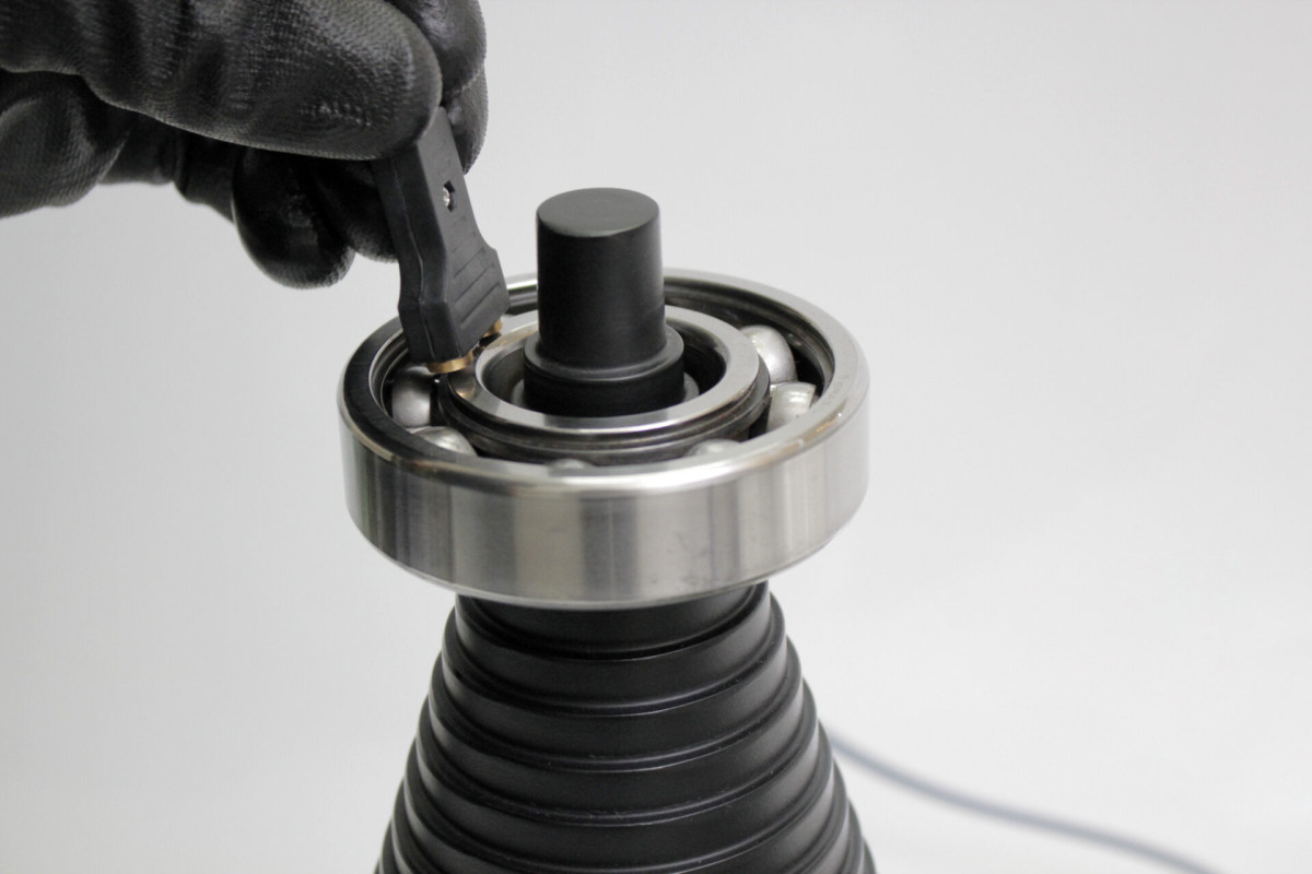 Gruetzner-IND-220-