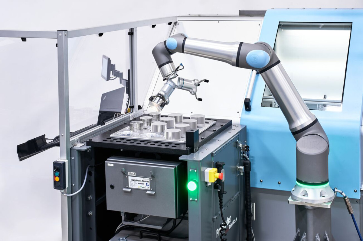 Website-version_Umbraco-11_2023_UR30_machine-tending_image_02-1