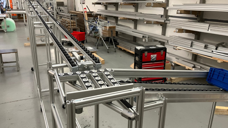 maintenance-friendly-material-transport-line