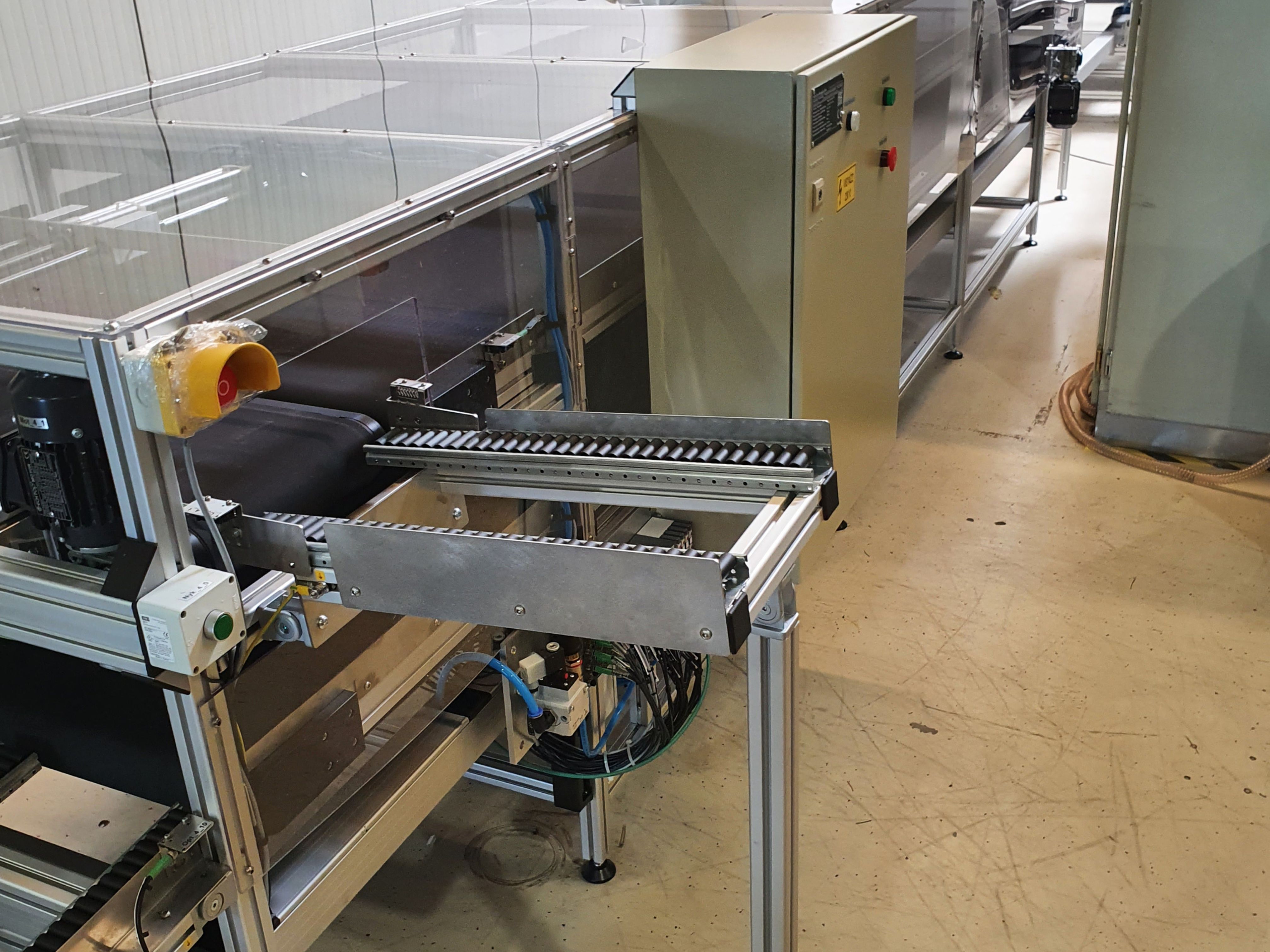 automated-multi-level-conveyor-system-3