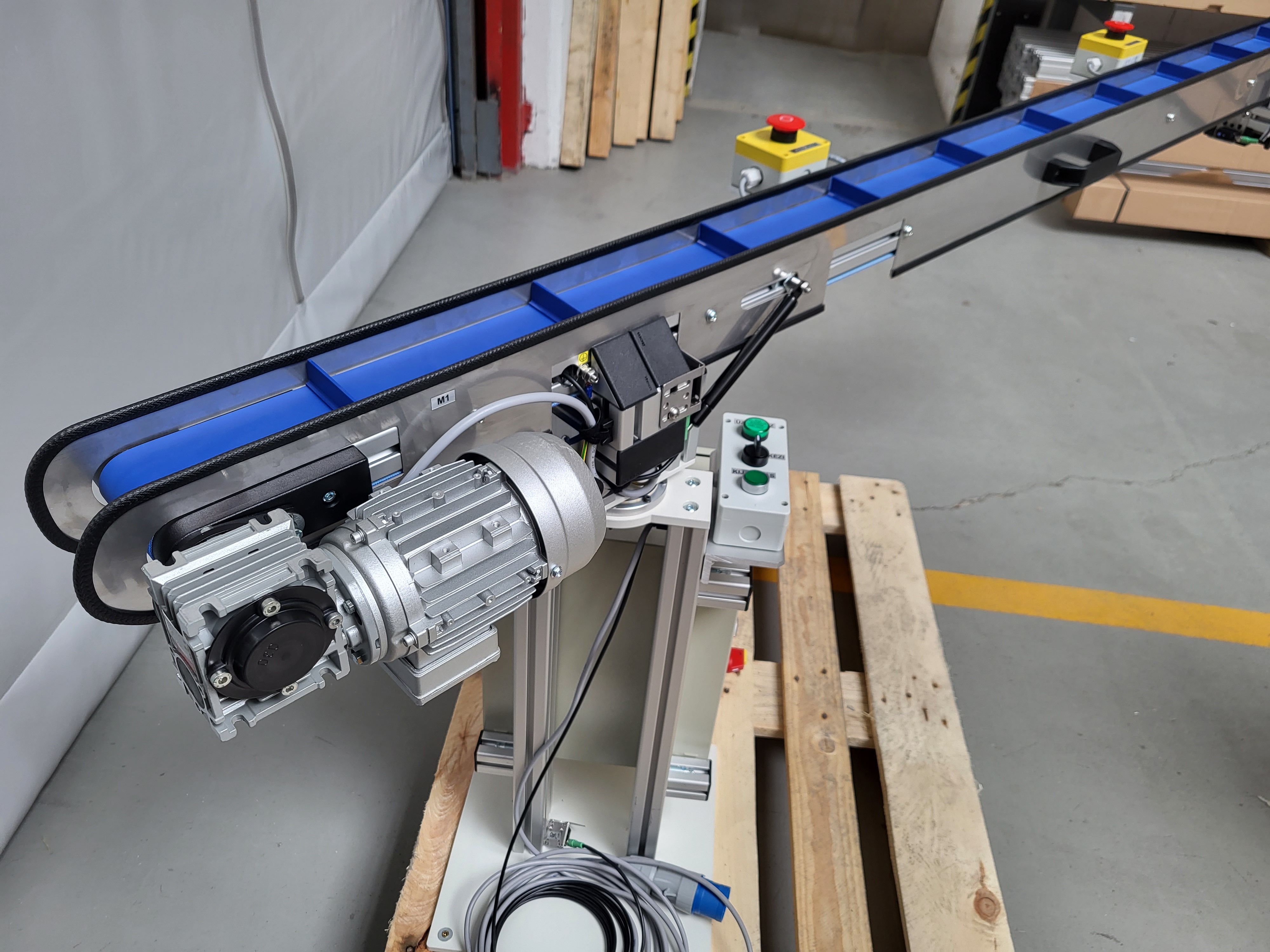 machine-to-machine-conveyor-integration-2