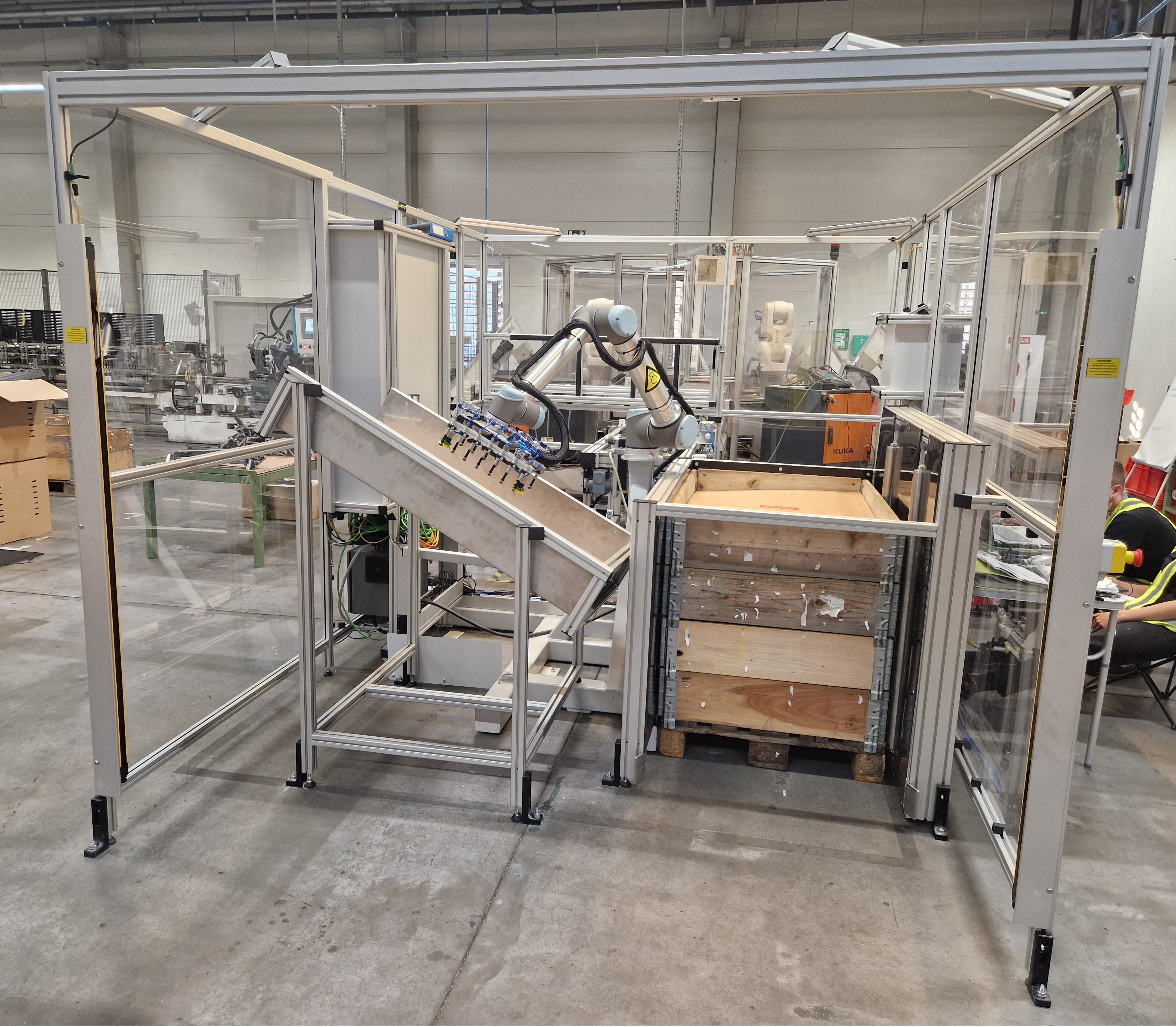 production-line-automation-for-roof-frames-4