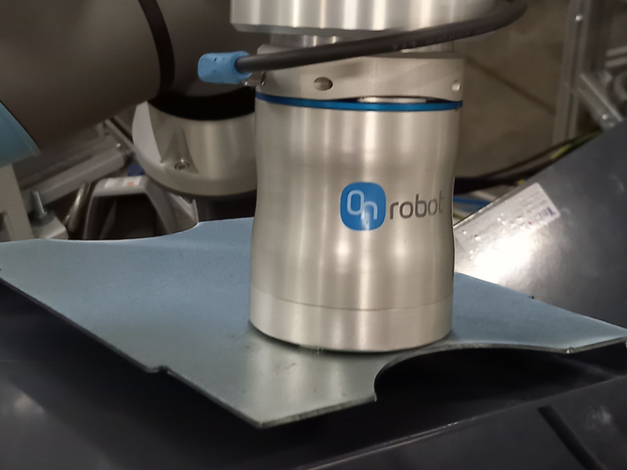 robot-assisted-bending-application-3