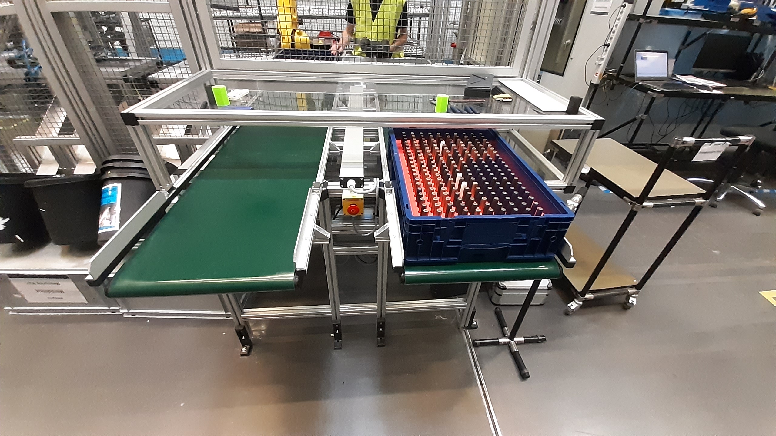 robotic-disassembly-and-packaging-line-4