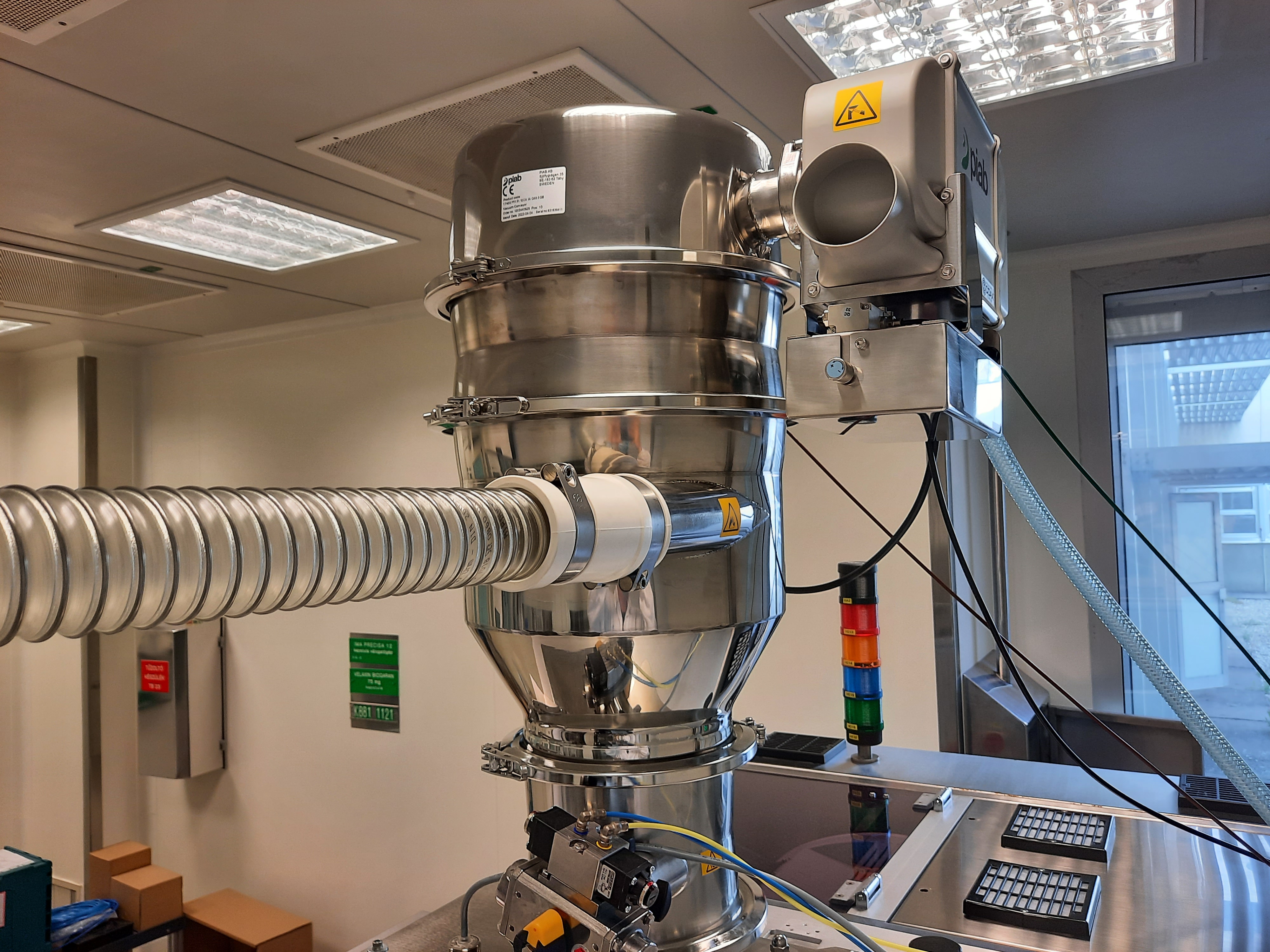 vacuum-conveying-system-for-capsule-production-4